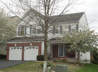 336 Hamilton Dr, Stewartsville, NJ 08886