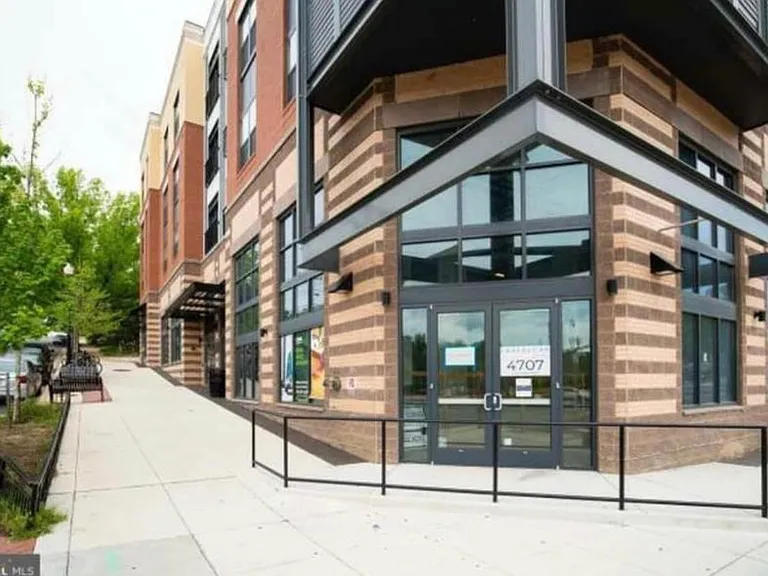 989 S Buchanan St #401 — Photo 4