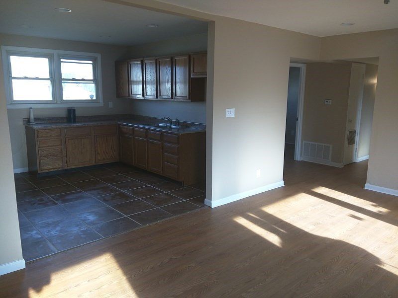 1st image of 7305 Dunkirk Ln