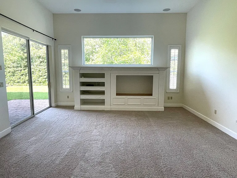 1349 Whitney Isles Dr — Photo 14