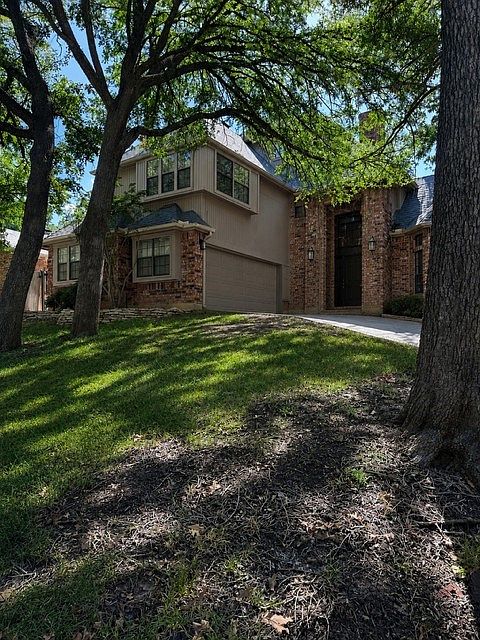 1st image of 3700 Pelican Ct