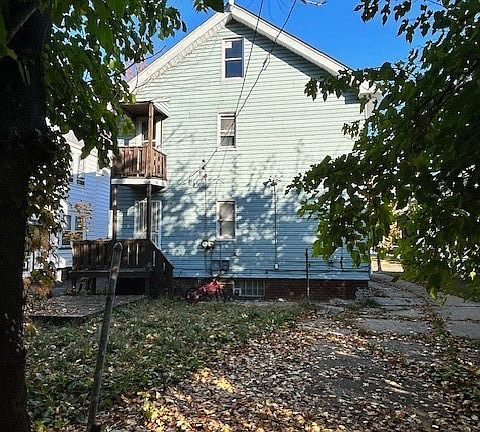 4th image of 12202 Buckingham Ave