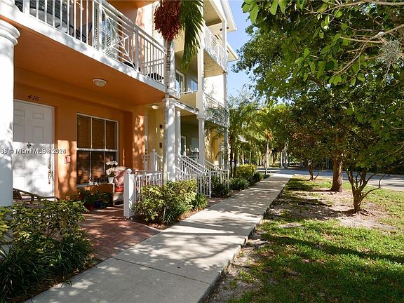 2nd image of 420 Sw 14th Ave #420