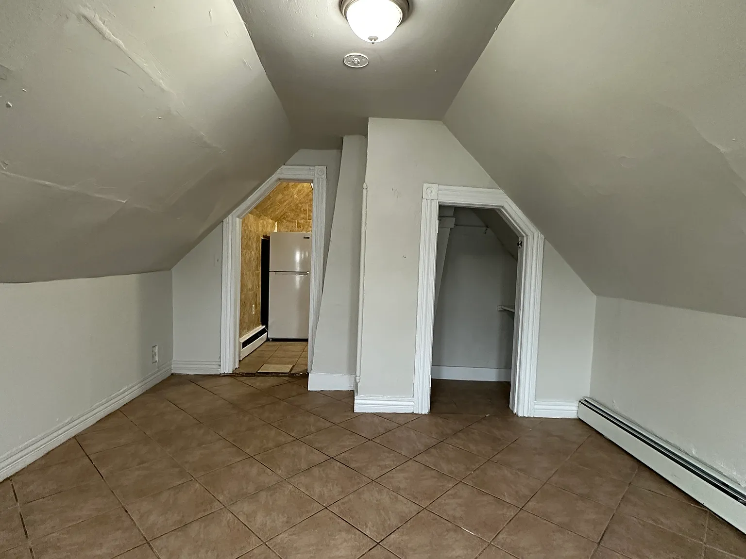 Studio, 800 sqft, $1,000 — Photo 2