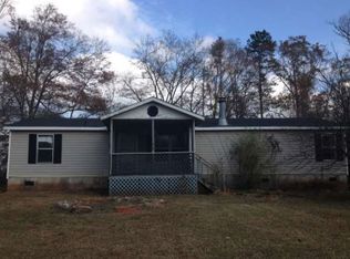 914 Neal Rd, Commerce, GA 30530