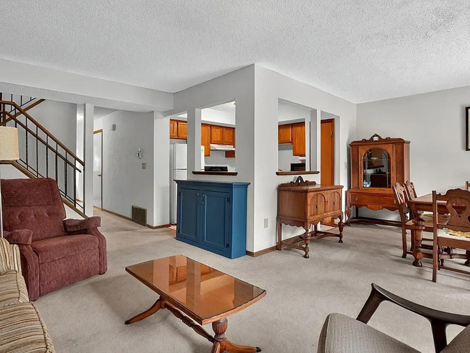 3 bed, 1.5 bath, 1479 sqft, $2,450 — Photo 3
