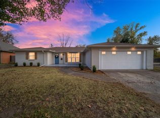 4910 E 38th Pl, Tulsa, OK 74135