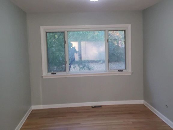 4th image of 17915 Ashland Ave