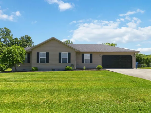 104 Canterbury Dr, Science Hill, KY 42553