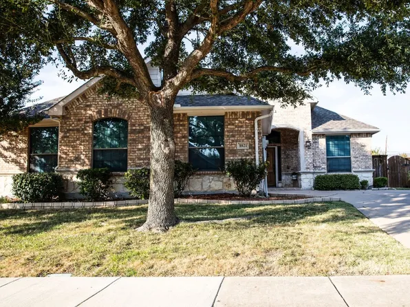 1021 White Porch Ave, Forney, TX 75126