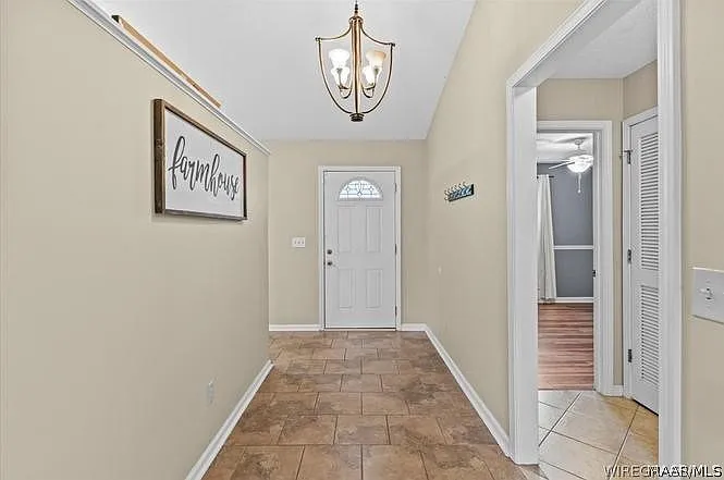 105 Periwinkle Ct — Photo 12