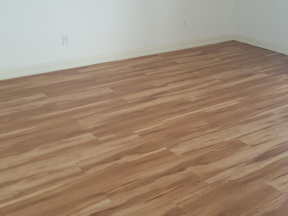 2nd image of 17175 Chatsworth St Unit 4
