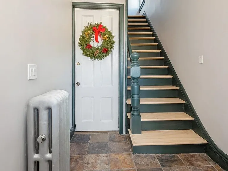 73 Dart St — Photo 2
