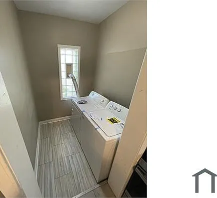 1110 E 93rd St #2 — Photo 18