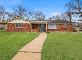 7200 Hightower St, Fort Worth, TX 76112