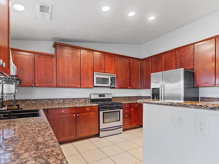 11375 Sunny Vista Rd — Photo 8