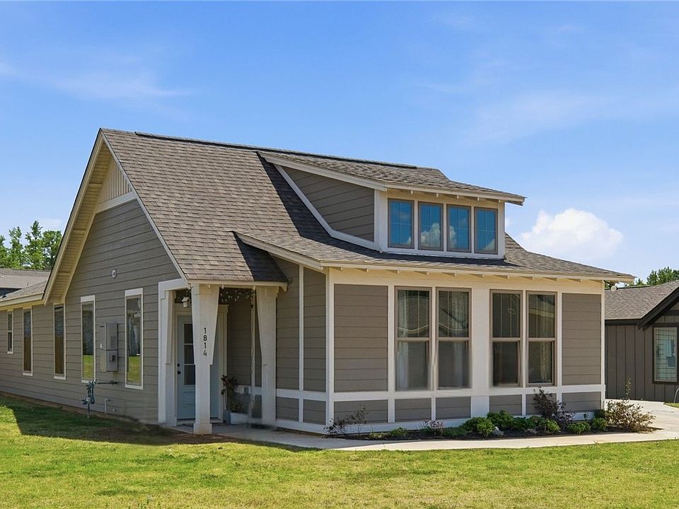 1st image of 1814 Woodward Oaks Trl