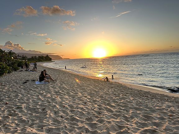 2nd image of 68-017 Au St #B