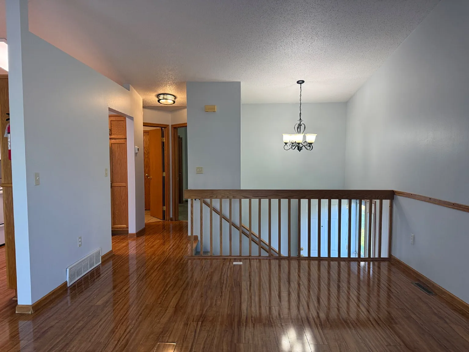 3 bed, 2.0 bath, $1,895 — Photo 3