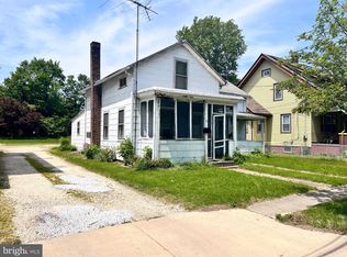 34 S Myrtle St, Vineland, NJ 08360