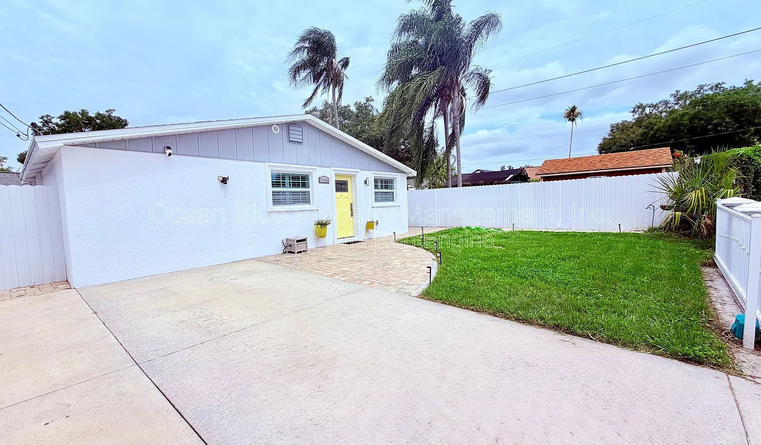 2 bed, 2.0 bath, 1000 sqft, $2,100 — Photo 2