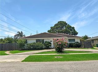 1300 Sigur Ave, Metairie, LA 70005