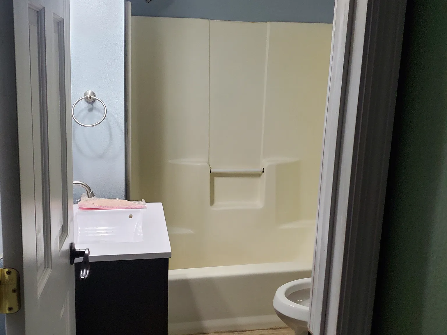 1 bed, 800 sqft, $825 — Photo 4