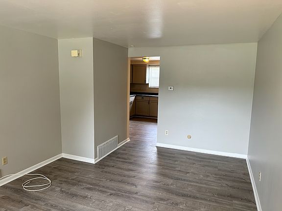 3rd image of 5670-5676 Ironwood Ct #5674
