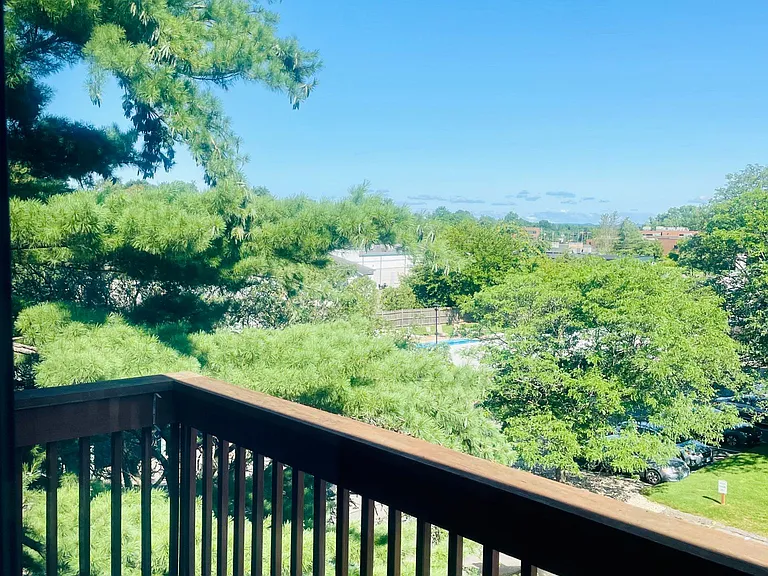 2400 Harbor View Dr #2400 — Photo 12