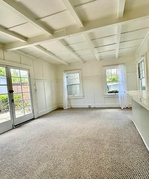 21 E Arrellaga St #B — Photo 3