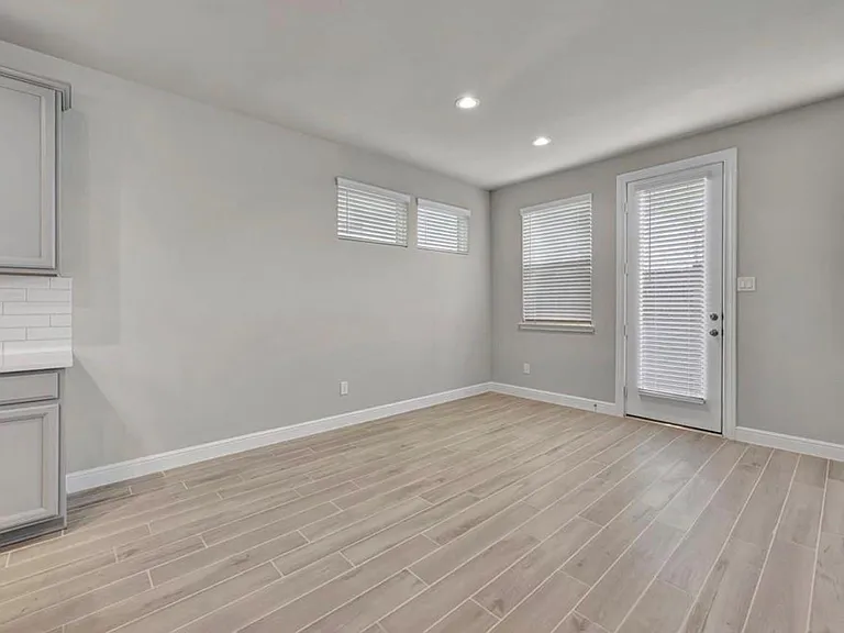 3120 Moontide Ln — Photo 15