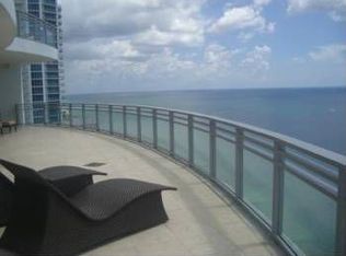 3535 Hollywood Blvd, Hollywood, FL 33021