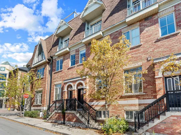 51 Saint Paul St, Toronto, ON M5A 3H2