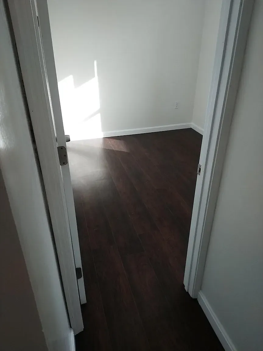 2 bed, 930 sqft, $1,525 — Photo 1