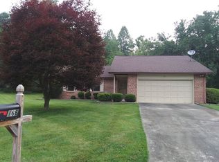 166 Resada Dr, Brevard, NC 28712