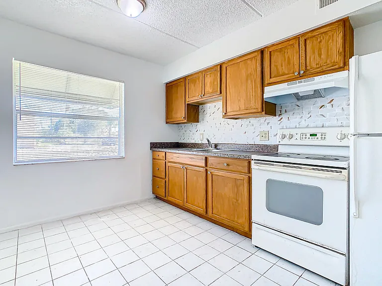 714 Michigan Ct #1 — Photo 19