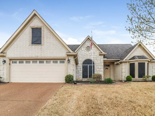 1531 Carlton Ridge Dr, Cordova, TN 38016