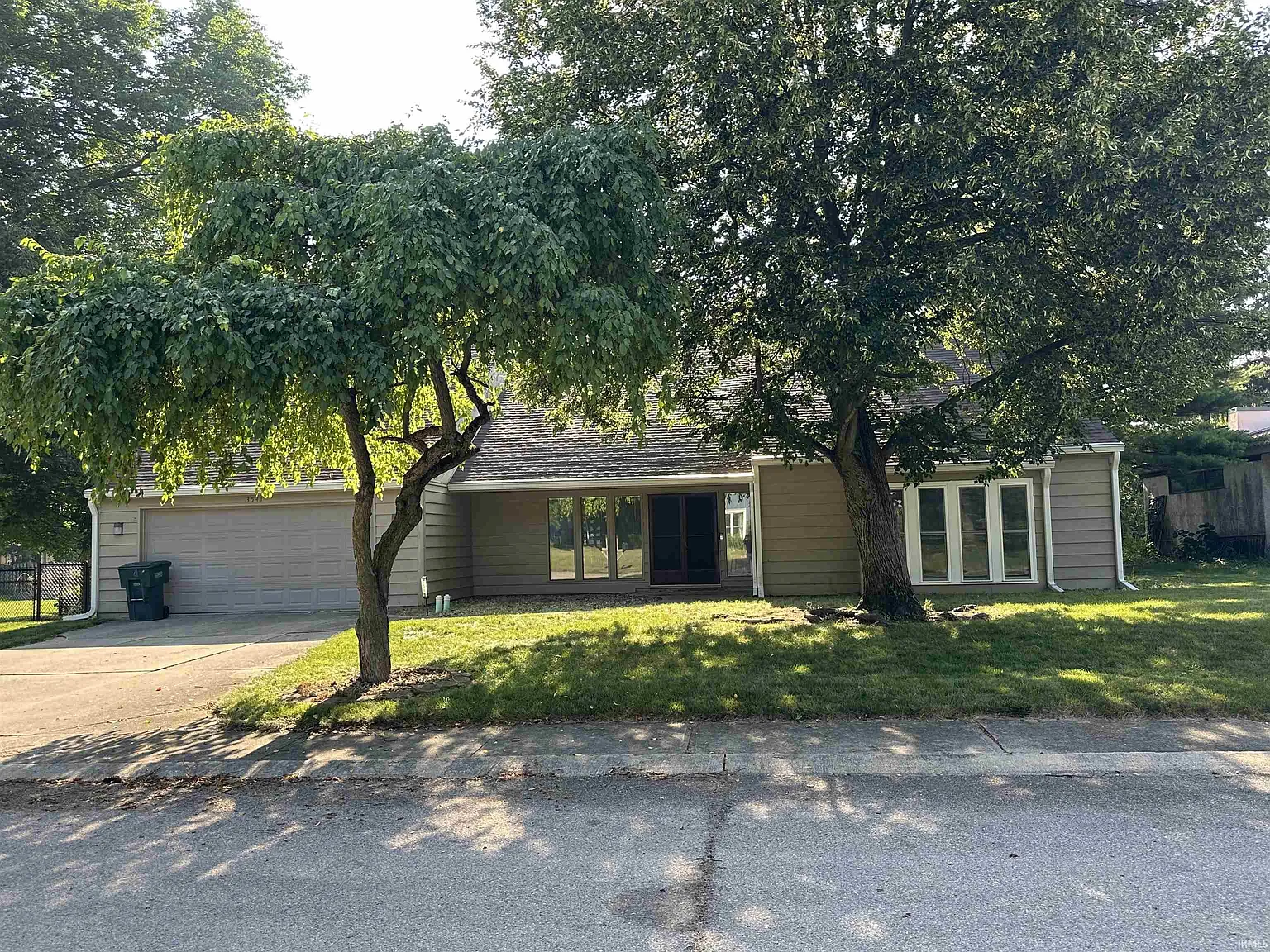 3541 W Johnson Cir photo 1