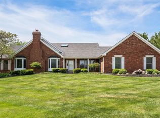 2251 Barnbridge Rd, Saint Louis, MO 63131