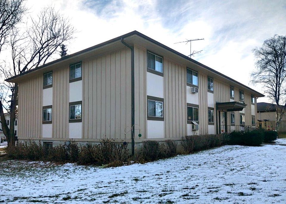 Apt 8 is an upper unit.