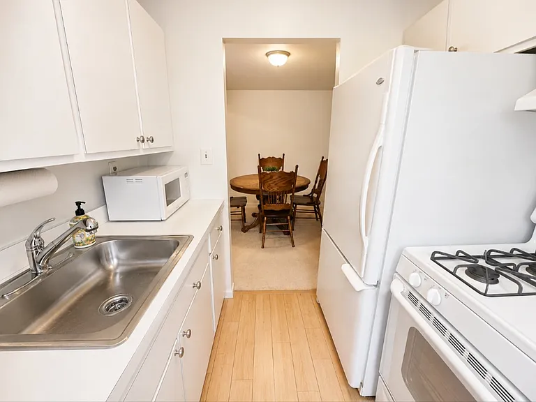 11 Laramie Ct #11 — Photo 7