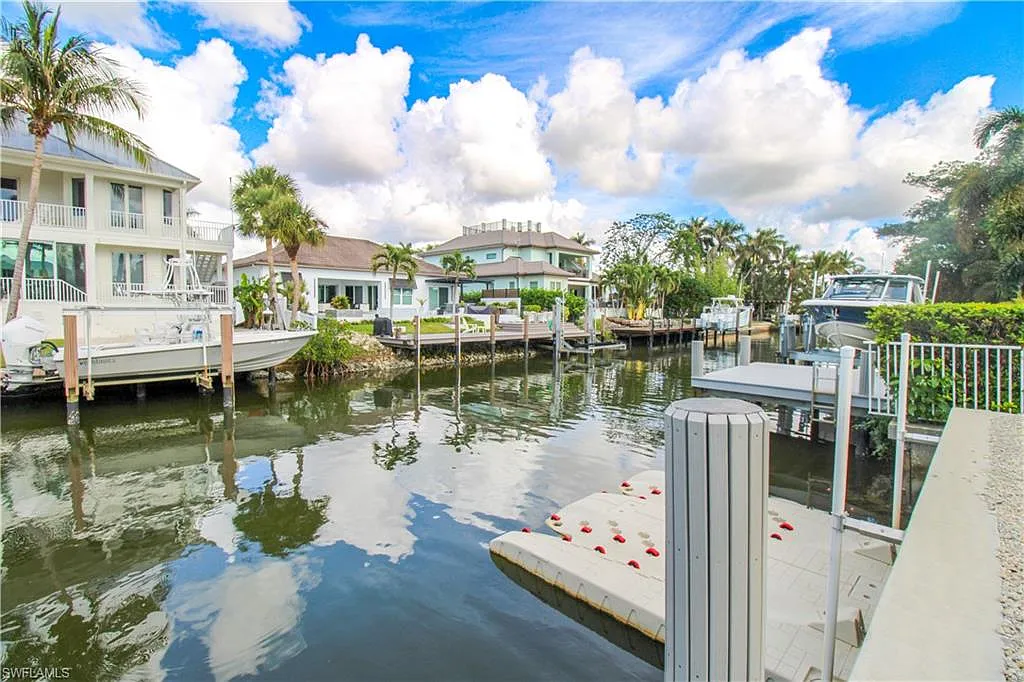 2 bed, 2.0 bath, 1203 sqft, $8,500 — Photo 1