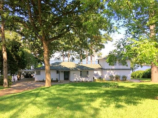 2nd image of 504 Wildewood Dr