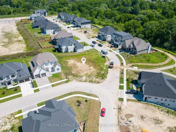 2146 Robbies Way, London, ON N6G 3X8