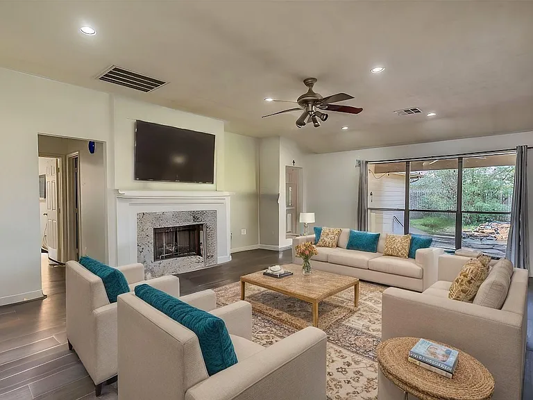 19402 Bear Meadow Ln — Photo 10
