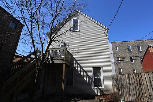 3316 N Southport Ave Photo 1