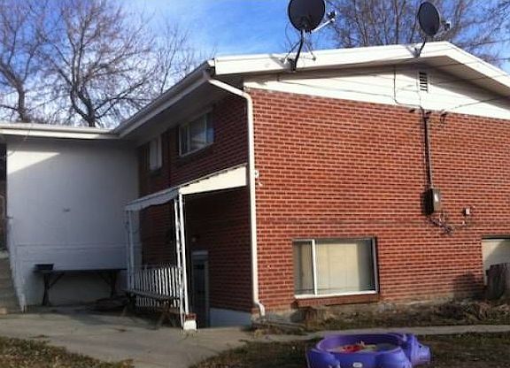 Separate entrance down