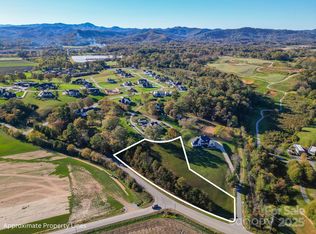 600 Jeffress Rd, Mills River, NC 28759