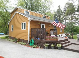 294 W Lakeview Dr, Lowell, IN 46356