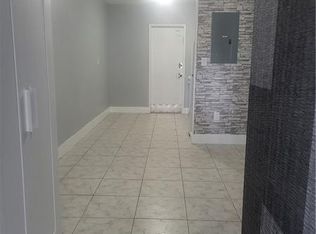 401 NW 43rd Ct #3, Fort Lauderdale, FL 33309